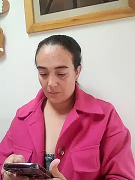 Snapshot of skayhot_ chatting on 11-28-25, 02:09 skayhot online show from 11-28-25, 02:09