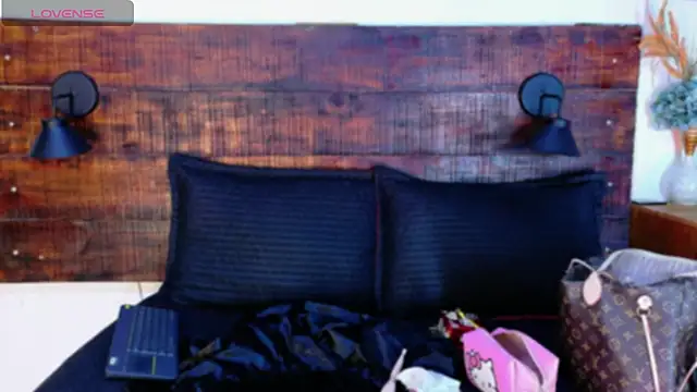 Celeste sanz online show from 02-18-26, 10:11