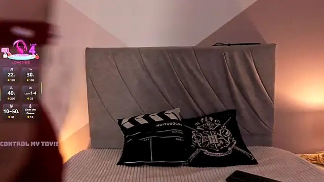 Snapshot of miaablack chatting on 10-24-25, 08:16 miaablack online show from 10-24-25, 08:16