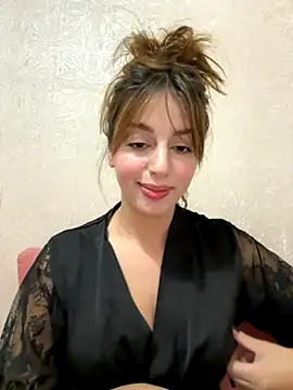 Snapshot of Hot_malak chatting on 10-23-25, 07:34 Hot malak online show from 10-23-25, 07:34