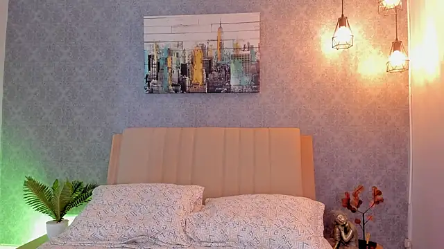 DahianaWalcott online show from 01-03-25, 03:38