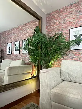 DahianaWalcott online show from 03-07-25, 02:56