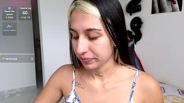 tammyandrade  online show from 10-26-25, 04:46