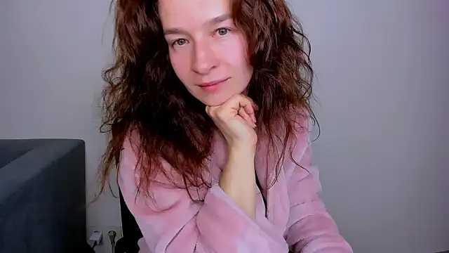 Snapshot of Clear_Angel chatting on 10-27-25, 03:10 Clear Angel online show from 10-27-25, 03:10