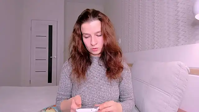 Snapshot of Clear_Angel chatting on 10-28-25, 05:04 Clear Angel online show from 10-28-25, 05:04