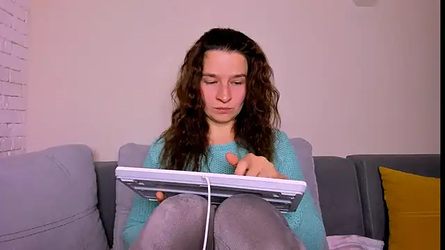 Snapshot of Clear_Angel chatting on 11-08-25, 08:07 Clear Angel online show from 11-08-25, 08:07