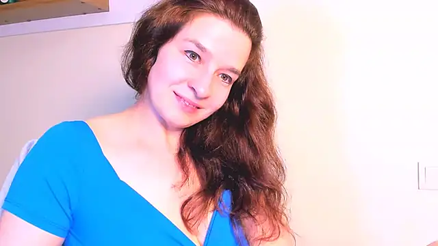 Snapshot of Clear_Angel chatting on 11-21-25, 08:07 Clear Angel online show from 11-21-25, 08:07