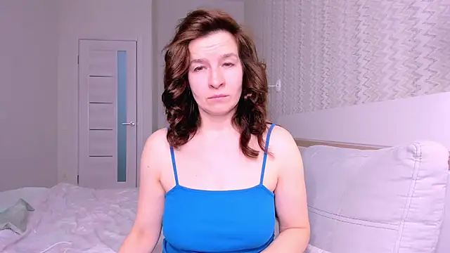 Snapshot of Clear_Angel chatting on 02-13-26, 04:19 Clear Angel online show from 02-13-26, 04:19