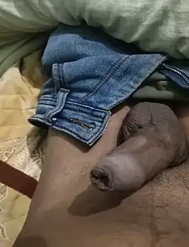 Snapshot of iaparna chatting on 12-30-24, 08:32 iaparna online show from 12-30-24, 08:32