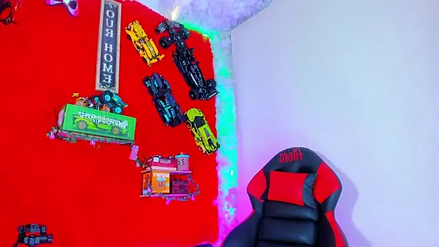 LilOwen  online show from 10-21-25, 10:21