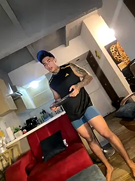 Dominiofit online show from 10-15-25, 02:11