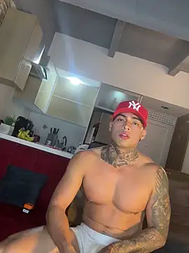 Dominiofit online show from 10-22-25, 01:39