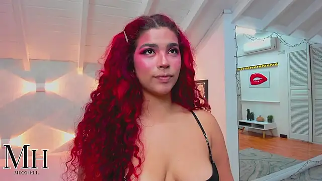 Snapshot of MizzHell chatting on 02-23-26, 03:48 MizzHell online show from 02-23-26, 03:48