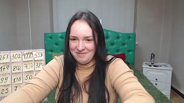 IsabelBlackberry online show from 01-22-25, 12:17