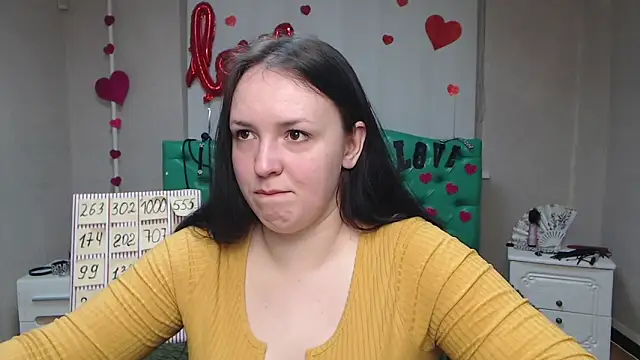 IsabelBlackberry online show from 03-23-25, 07:09