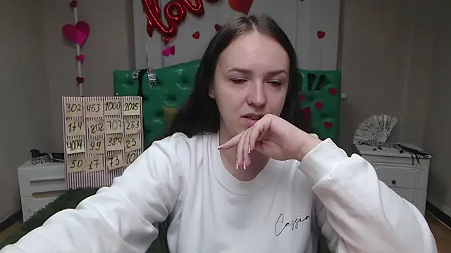 IsabelBlackberry online show from 09-20-25, 05:08