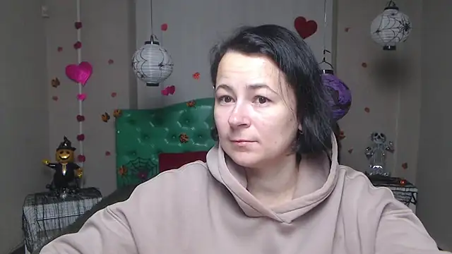 MarieSho online show from 11-10-25, 07:07