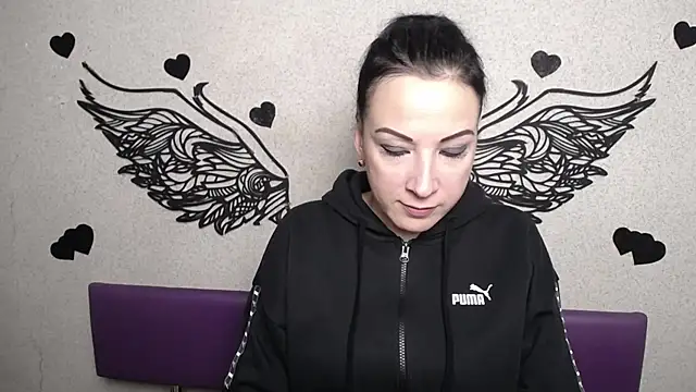 ElizabethSho online show from 02-13-26, 06:15