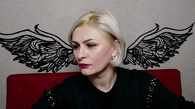 OliviaHorst online show from 12-04-24, 06:11