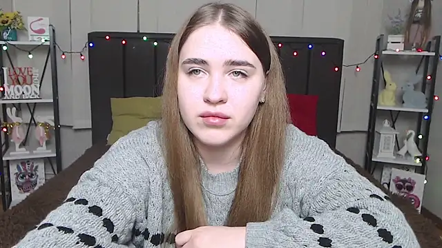 LauraHlot online show from 01-18-25, 09:55