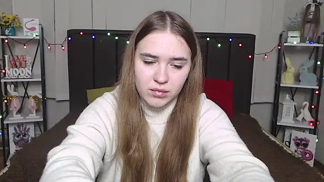 LauraHlot online show from 01-20-25, 03:37