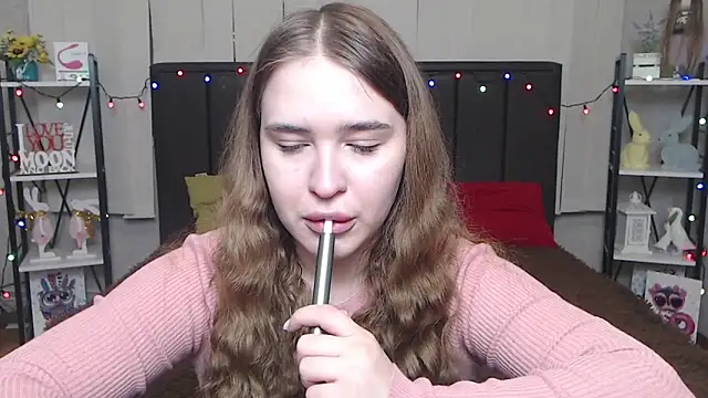LauraHlot online show from 01-22-25, 06:31