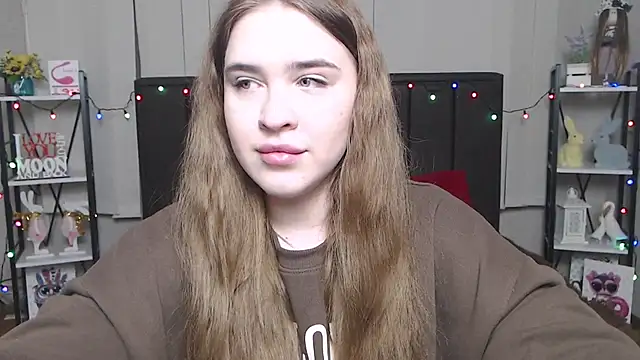 LauraHlot online show from 01-25-25, 07:49