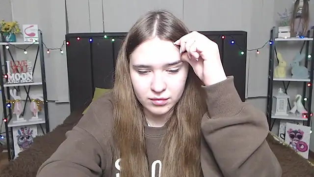 LauraHlot online show from 01-26-25, 01:52