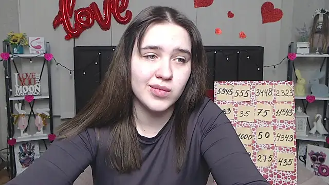 LauraHlot online show from 03-01-25, 09:15