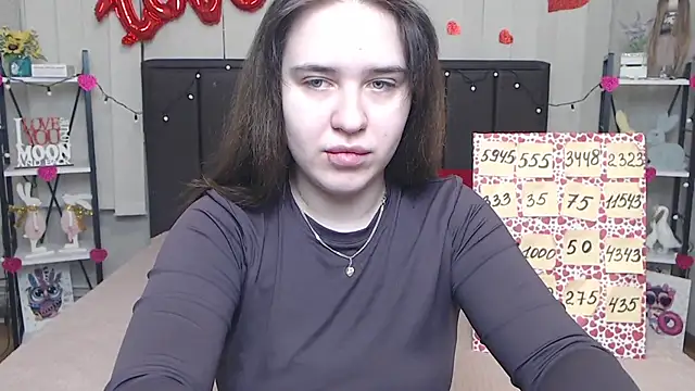 LauraHlot online show from 03-12-25, 06:29