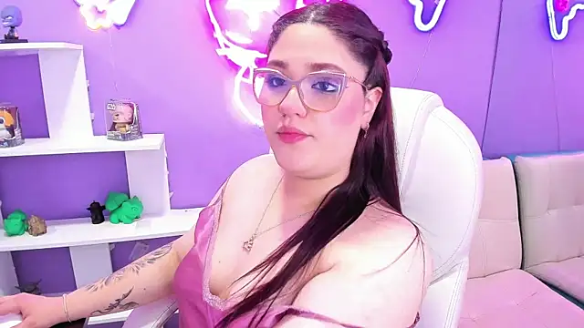 Camiila Osorio online show from 09-11-25, 07:47
