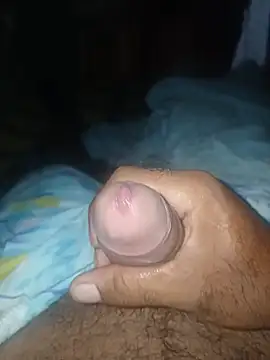 Snapshot of taylorWiiz chatting on 11-15-25, 03:59 taylorWiiz online show from 11-15-25, 03:59