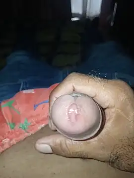 Snapshot of taylorWiiz chatting on 11-21-25, 03:11 taylorWiiz online show from 11-21-25, 03:11