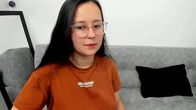 Snapshot of Sofiskies chatting on 01-31-25, 11:45 Sofiskies online show from 01-31-25, 11:45