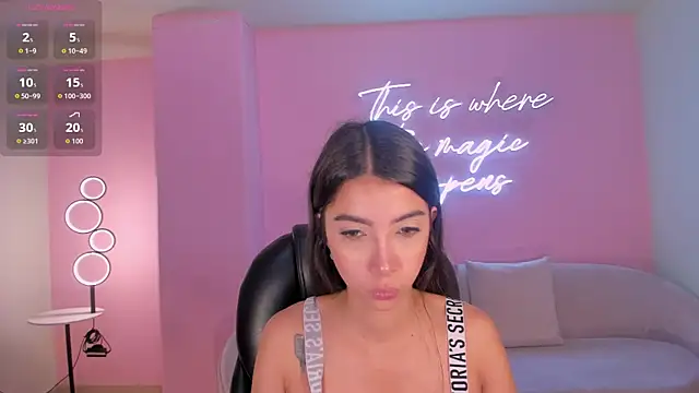 ValeriaVelvet online show from 04-08-26, 12:05