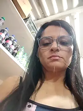 Linda Lars online show from 10-25-25, 02:08