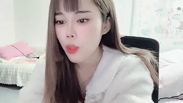 Jia-Xin- online show from 01-06-25, 04:04