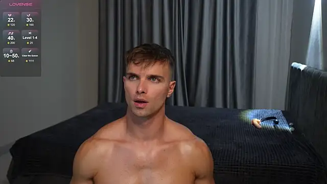 Nik Sharp online show from 09-26-25, 03:49