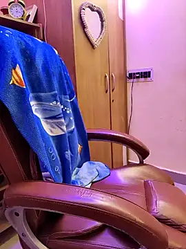 nisha baby2 online show from 10-24-25, 10:44