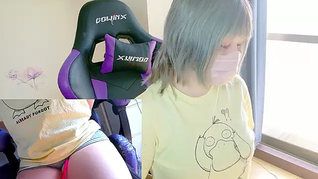 Snapshot of hazuki_8008 chatting on 02-16-26, 12:18 hazuki 8008 online show from 02-16-26, 12:18