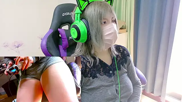 Snapshot of hazuki_8008 chatting on 02-19-26, 01:56 hazuki 8008 online show from 02-19-26, 01:56