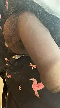 boy BeardGallery online show from 01-06-26, 09:13