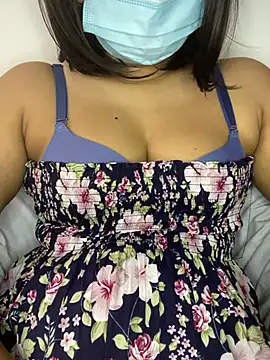 Shadow Girl007 online show from 02-05-25, 05:20