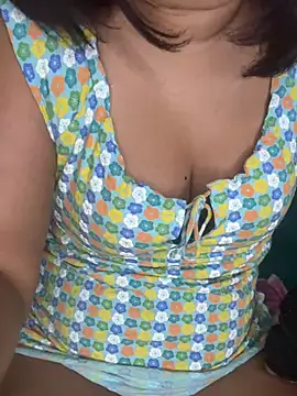 Snapshot of Shadow_Girl007 chatting on 02-17-26, 04:13 Shadow Girl007 online show from 02-17-26, 04:13