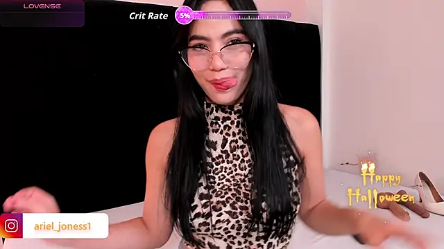 ariel jonees online show from 11-04-25, 05:01