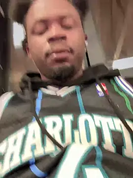 Snapshot of MobyDxck chatting on 12-09-24, 10:43 MobyDxck online show from 12-09-24, 10:43