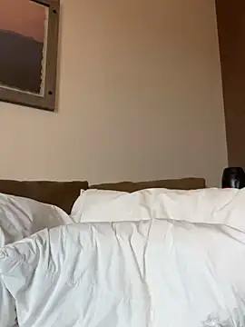 Snapshot of MobyDxck chatting on 01-10-25, 05:45 MobyDxck online show from 01-10-25, 05:45