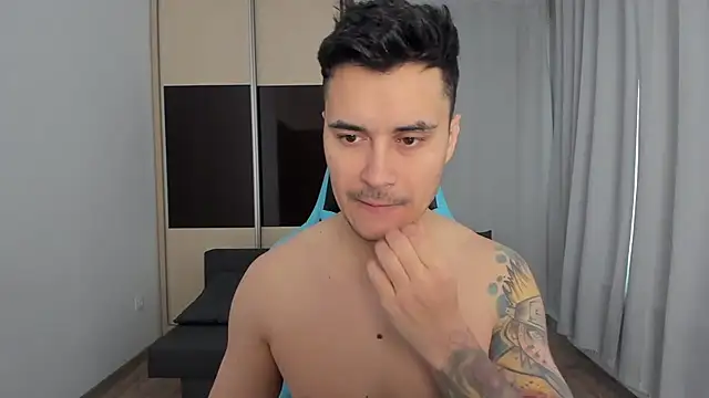 MatMalonne online show from 12-17-25, 07:03