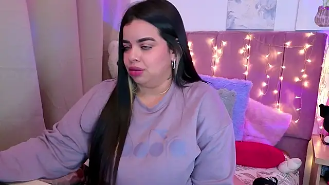 MiahJoness online show from 11-10-25, 10:31