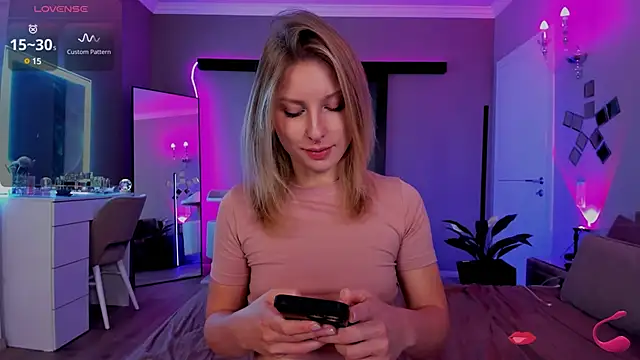 lilyvibe online show from 12-07-24, 05:20